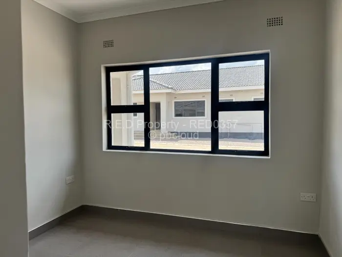 Townhouse/Cluster for Sale in Hopeville, Bulawayo