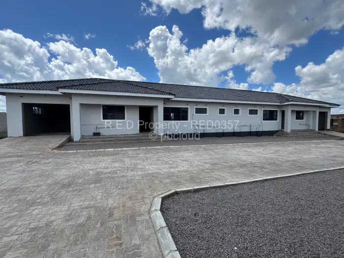 Townhouse/Cluster for Sale in Hopeville, Bulawayo