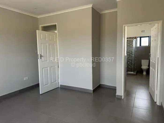 Townhouse/Cluster for Sale in Hopeville, Bulawayo
