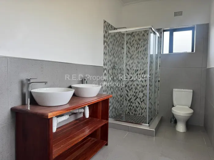 Townhouse/Cluster for Sale in Hopeville, Bulawayo