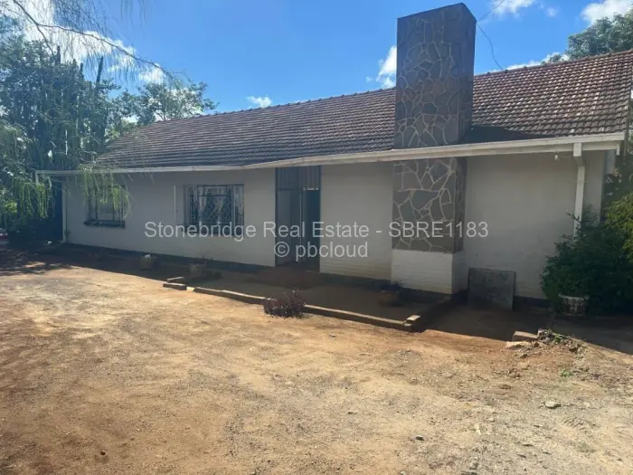 3 Bedroom House for Sale in Morningside Byo, Bulawayo