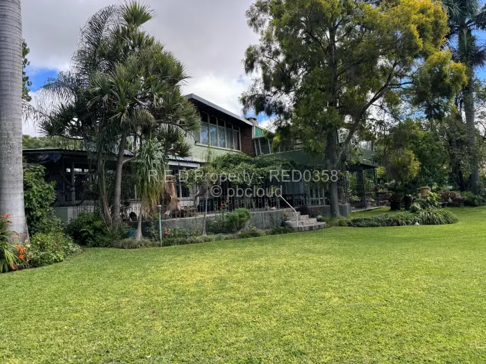 4 Bedroom House for Sale in Hillside Byo, Bulawayo