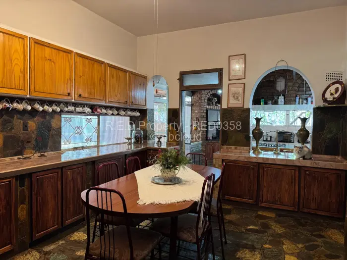 4 Bedroom House for Sale in Hillside Byo, Bulawayo