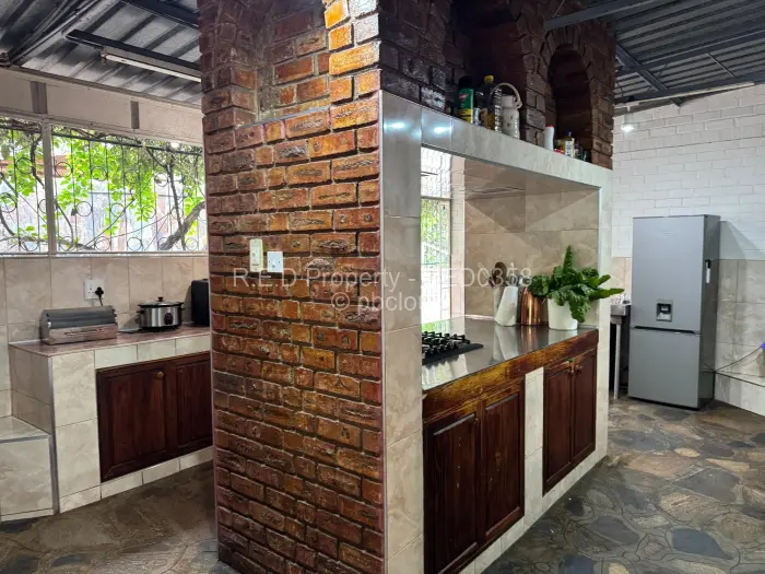 4 Bedroom House for Sale in Hillside Byo, Bulawayo