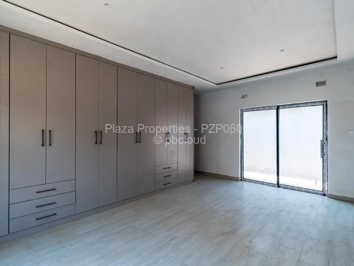 Townhouse/Cluster for Sale in Marlborough, Harare