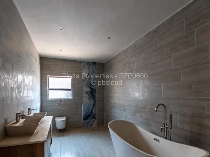 Townhouse/Cluster for Sale in Marlborough, Harare