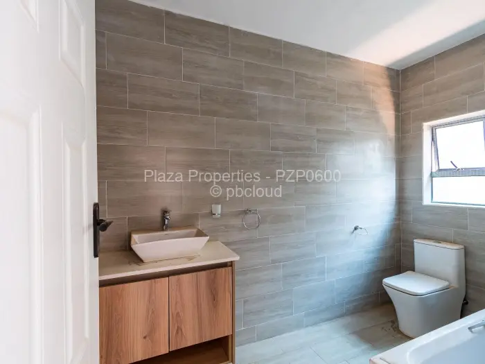 Townhouse/Cluster for Sale in Marlborough, Harare