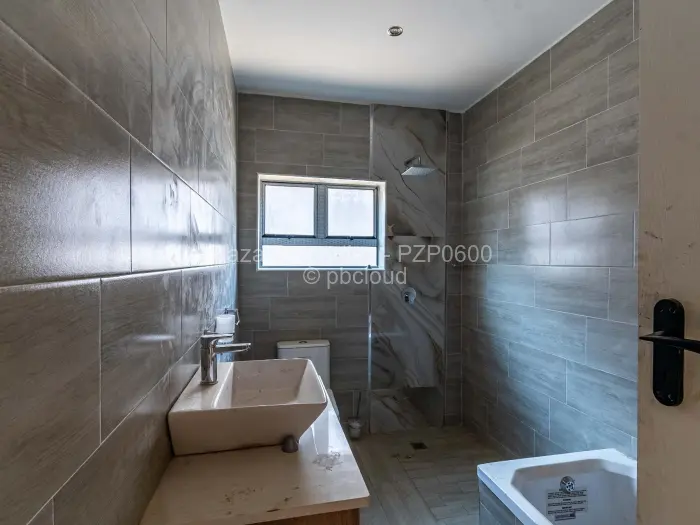 Townhouse/Cluster for Sale in Marlborough, Harare