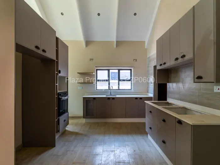 Townhouse/Cluster for Sale in Marlborough, Harare