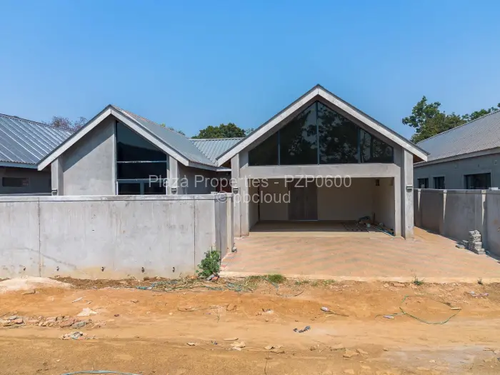 Townhouse/Cluster for Sale in Marlborough, Harare