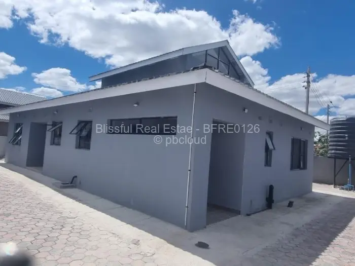 4 Bedroom House to Rent in Hatfield