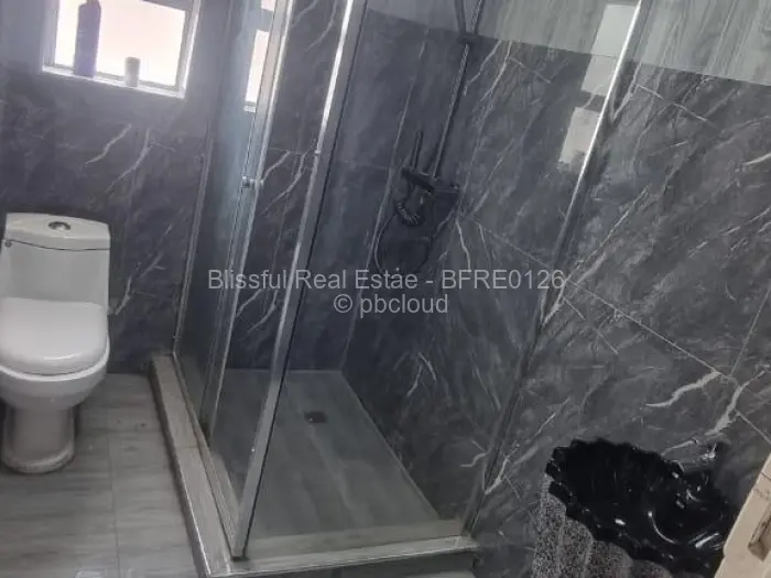 4 Bedroom House to Rent in Hatfield