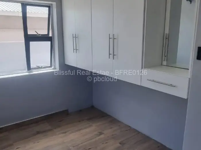 4 Bedroom House to Rent in Hatfield