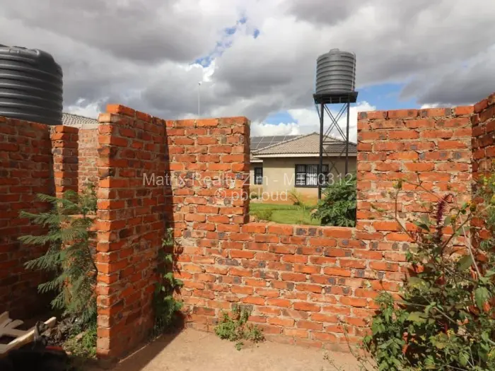 4 Bedroom House for Sale in Glaudina, Harare