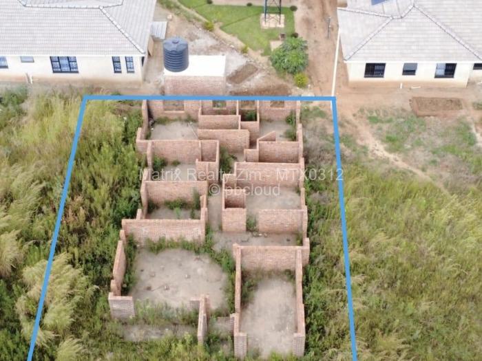 4 Bedroom House for Sale in Glaudina, Harare