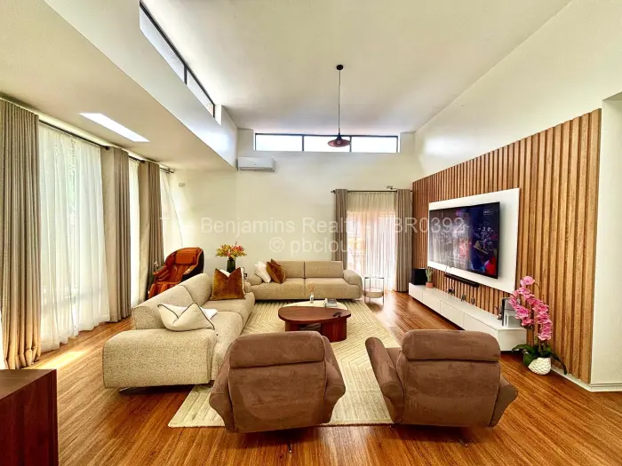 Townhouse/Cluster to Rent in Mount Pleasant