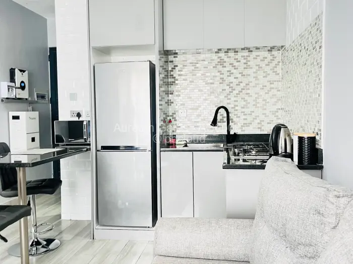 Flat/Apartment to Rent in Borrowdale West