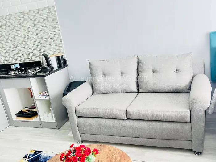 Flat/Apartment to Rent in Borrowdale West