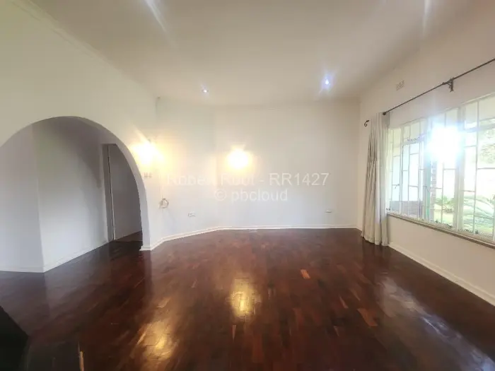 4 Bedroom House to Rent in Greendale North