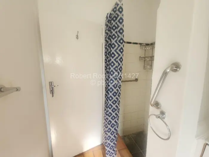 4 Bedroom House to Rent in Greendale North