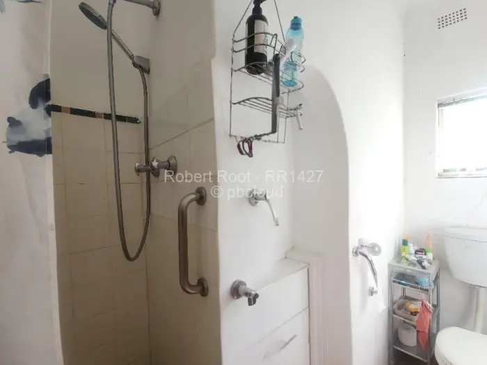 4 Bedroom House to Rent in Greendale North