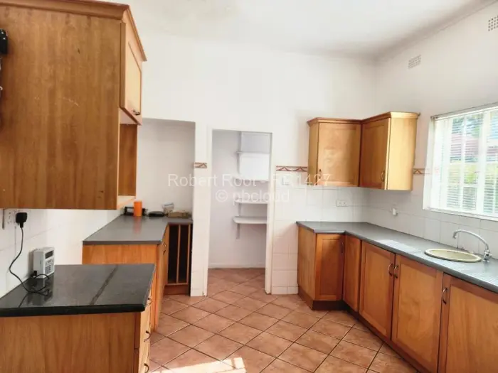 4 Bedroom House to Rent in Greendale North