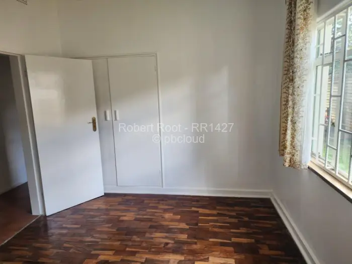 4 Bedroom House to Rent in Greendale North