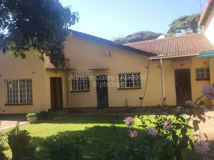 5 Bedroom House for Sale in Goodhope, Harare