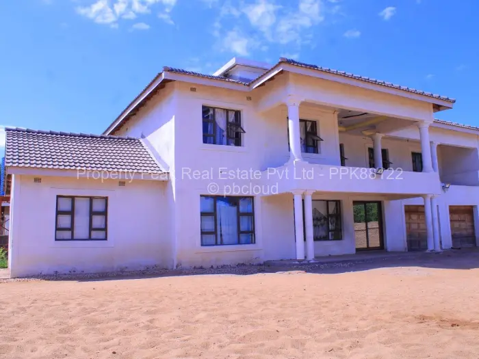 4 Bedroom House for Sale in Beitbridge, Beitbridge