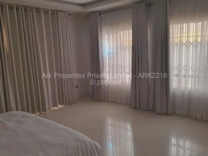 6 Bedroom House for Sale in Belvedere, Harare