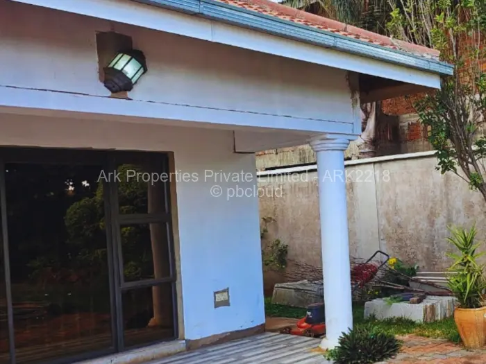 6 Bedroom House for Sale in Belvedere, Harare