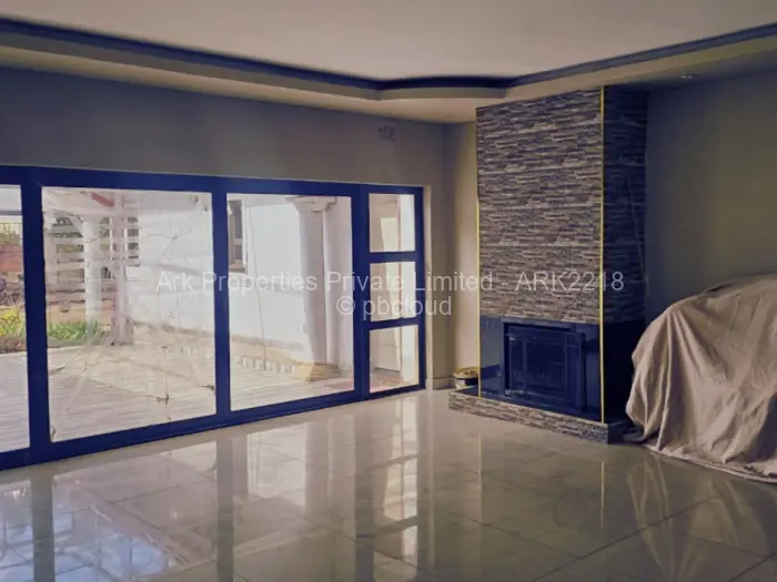 6 Bedroom House for Sale in Belvedere, Harare