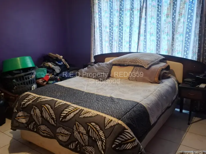 2 Bedroom House for Sale in Newton West, Bulawayo