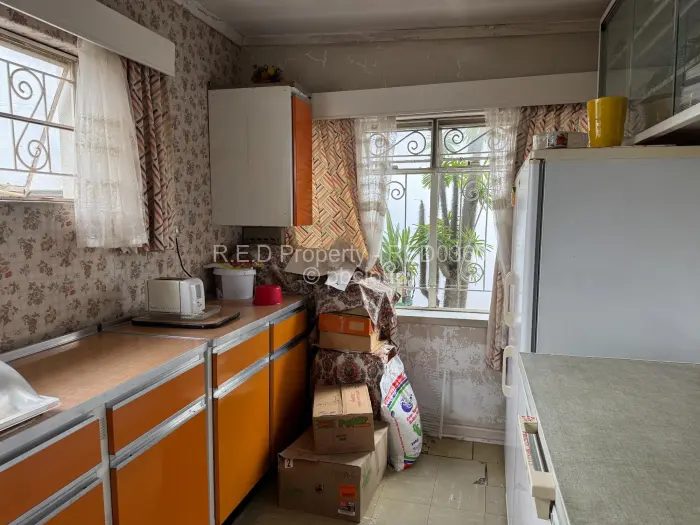 4 Bedroom House for Sale in Woodlands, Bulawayo