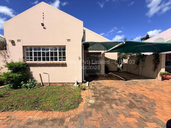 Townhouse/Cluster to Rent in Avondale, Harare