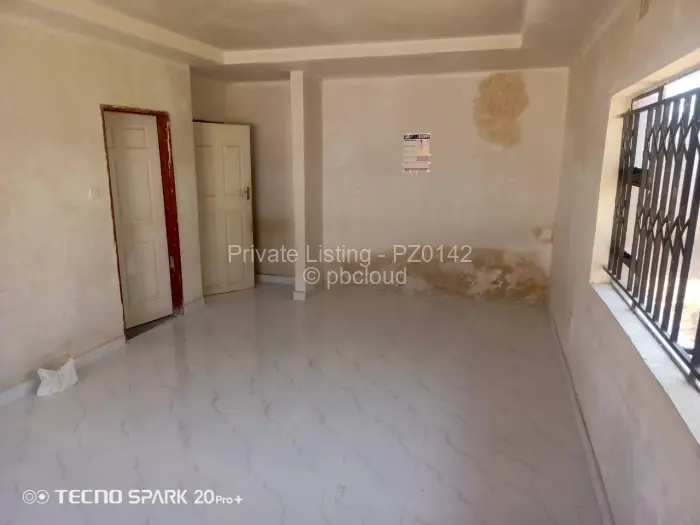 4 Bedroom House for Sale in Madokero Estates, Harare