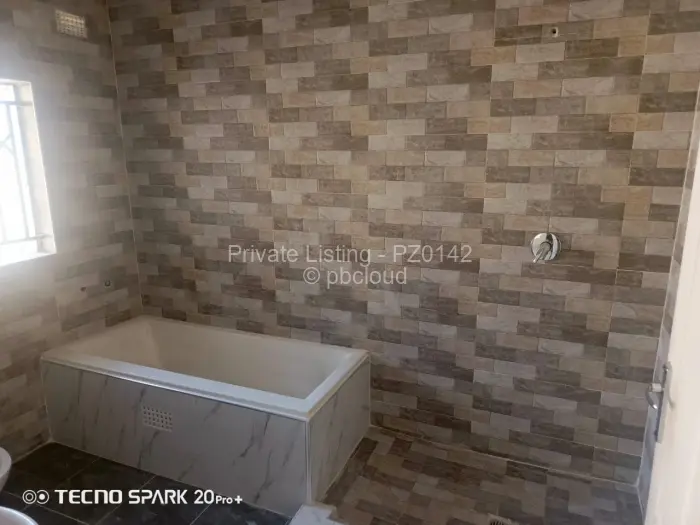 4 Bedroom House for Sale in Madokero Estates, Harare