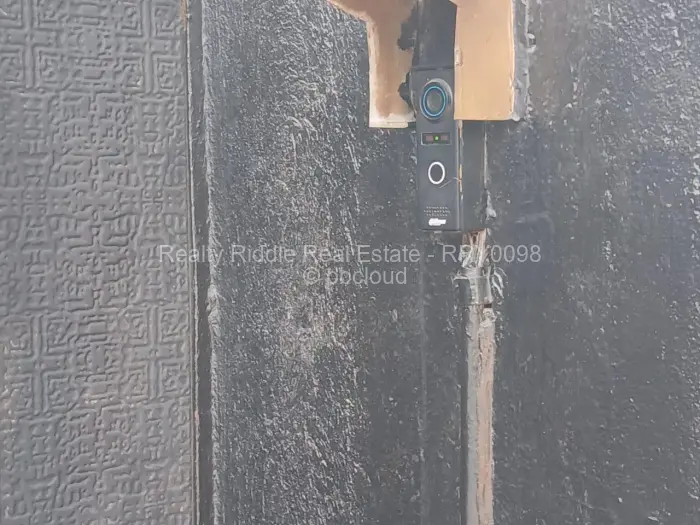 3 Bedroom Cottage/Garden Flat for Sale in Harare City Centre, Harare