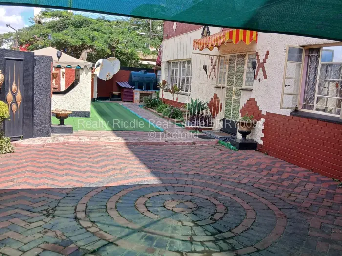 3 Bedroom Cottage/Garden Flat for Sale in Harare City Centre, Harare