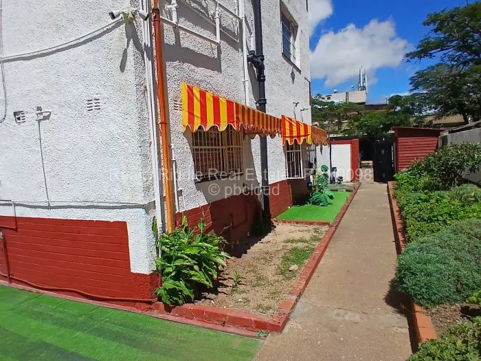 3 Bedroom Cottage/Garden Flat for Sale in Harare City Centre, Harare