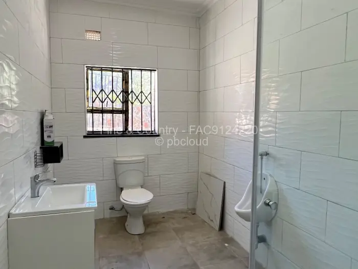 Townhouse/Cluster to Rent in Glen Lorne