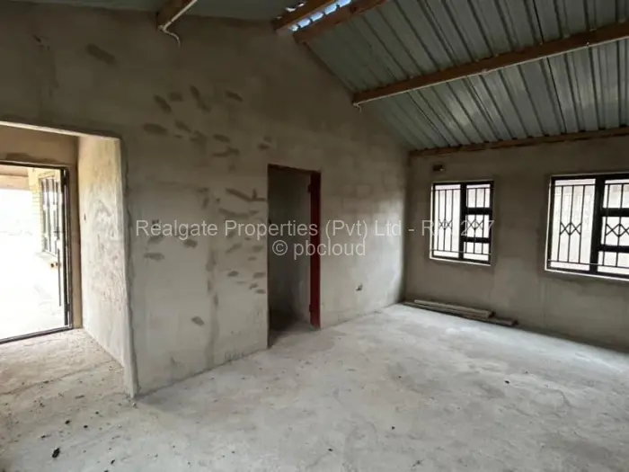 3 Bedroom House for Sale in Cowdray Park, Bulawayo