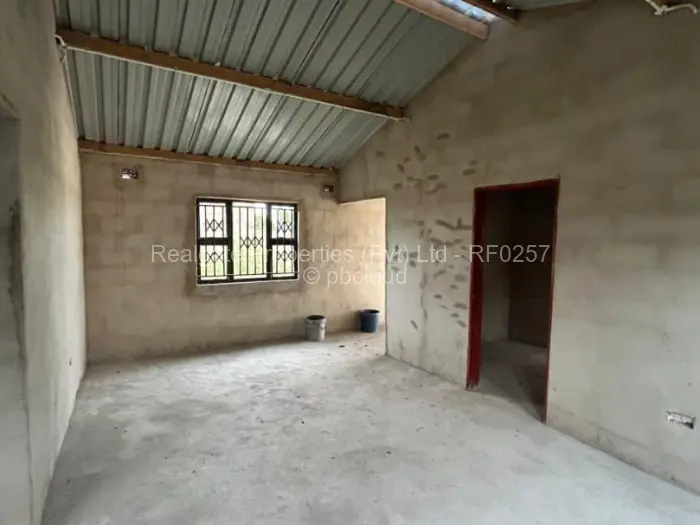 3 Bedroom House for Sale in Cowdray Park, Bulawayo
