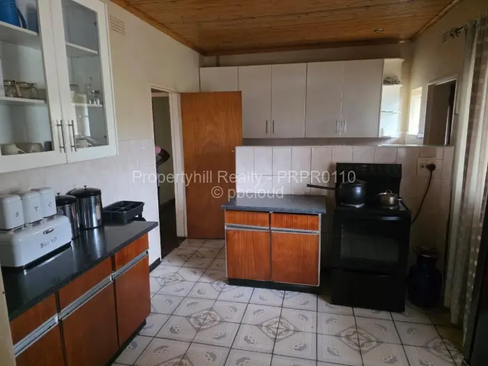 2 Bedroom House for Sale in Manningdale, Bulawayo