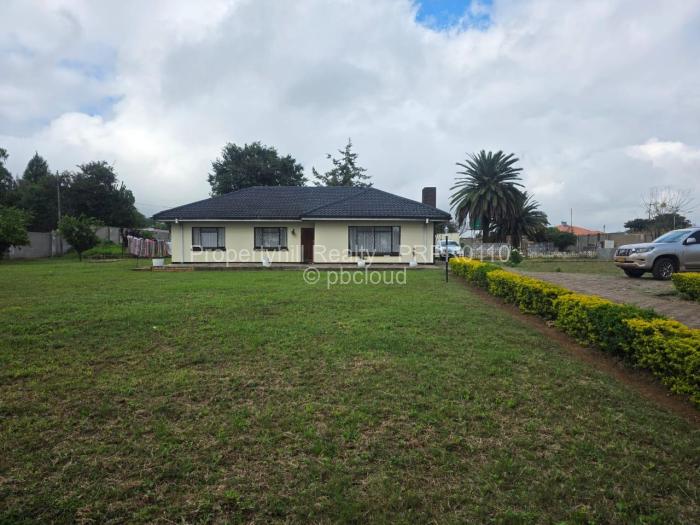 2 Bedroom House for Sale in Manningdale, Bulawayo