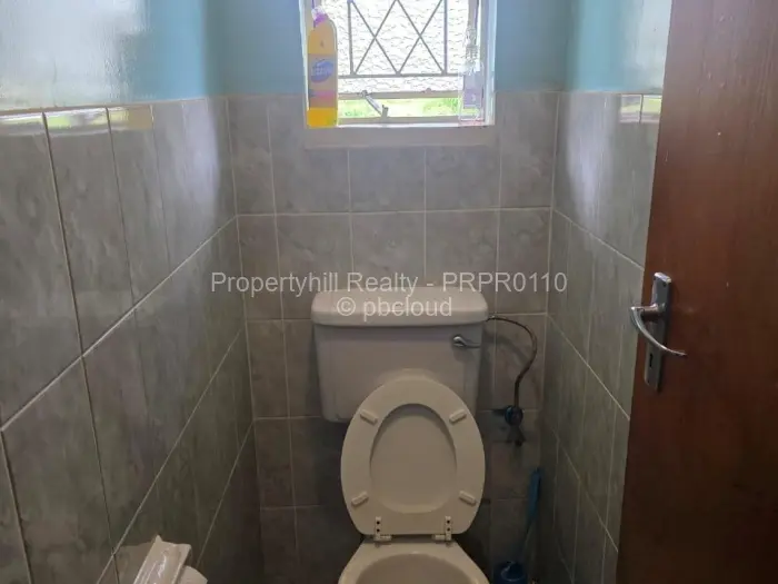 2 Bedroom House for Sale in Manningdale, Bulawayo