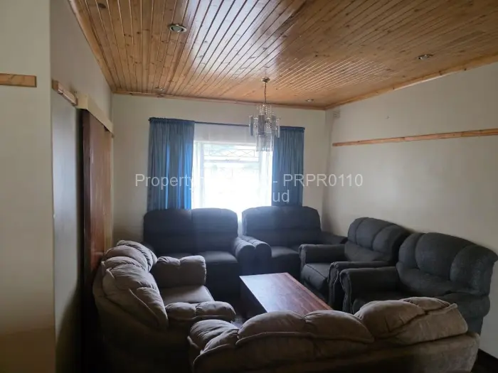 2 Bedroom House for Sale in Manningdale, Bulawayo