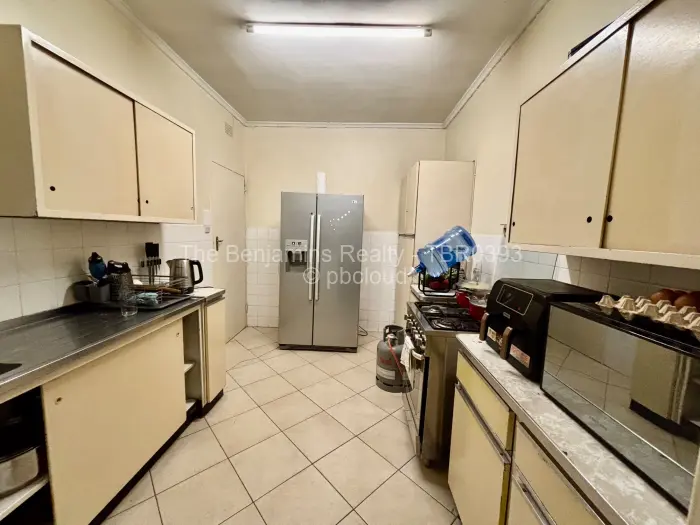2 Bedroom Cottage/Garden Flat to Rent in Avondale West, Harare