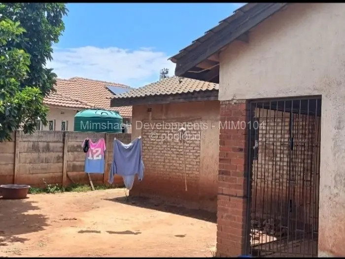 4 Bedroom House for Sale in Glen View, Harare