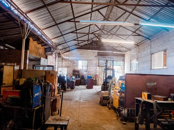 Warehouse/Industrial for Sale in Bluff Hill, Harare